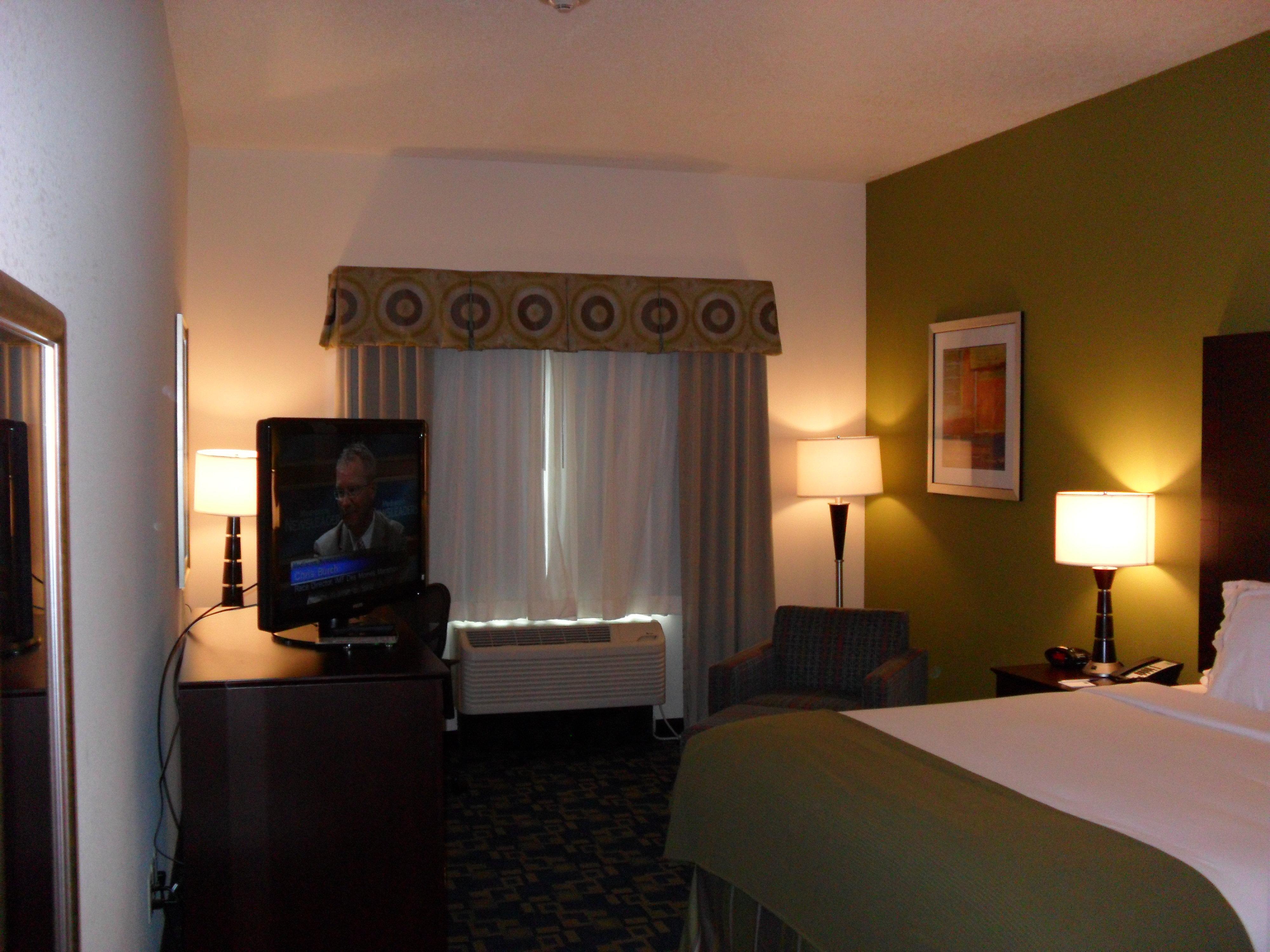 Holiday Inn Express And Suites Urbandale Des Moines By Ihg Δωμάτιο φωτογραφία
